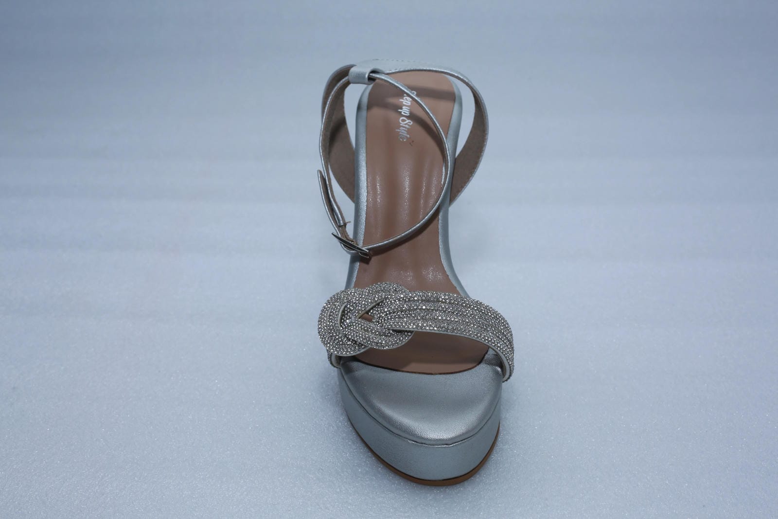 Women’s Ankle Strap Sandals – Stylish Everyday Elegance