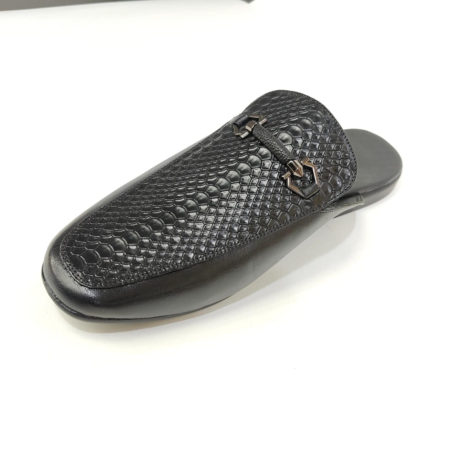 Men’s Cut Loafers with Snake Shell Pattern – Slip-On Shoes (Black / Brown / Tan)