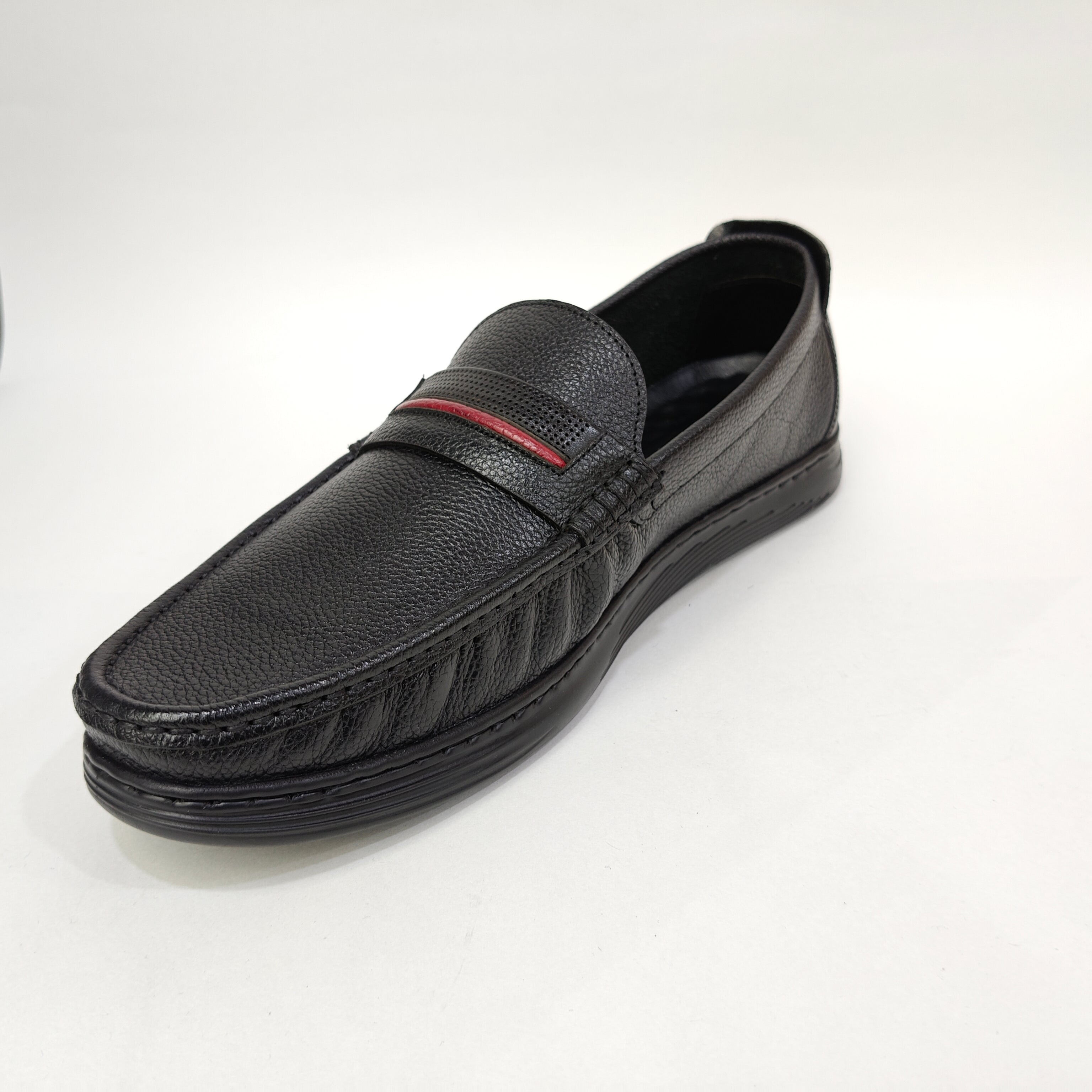 Men’s Red Line Net Loafers – Black & Maroon