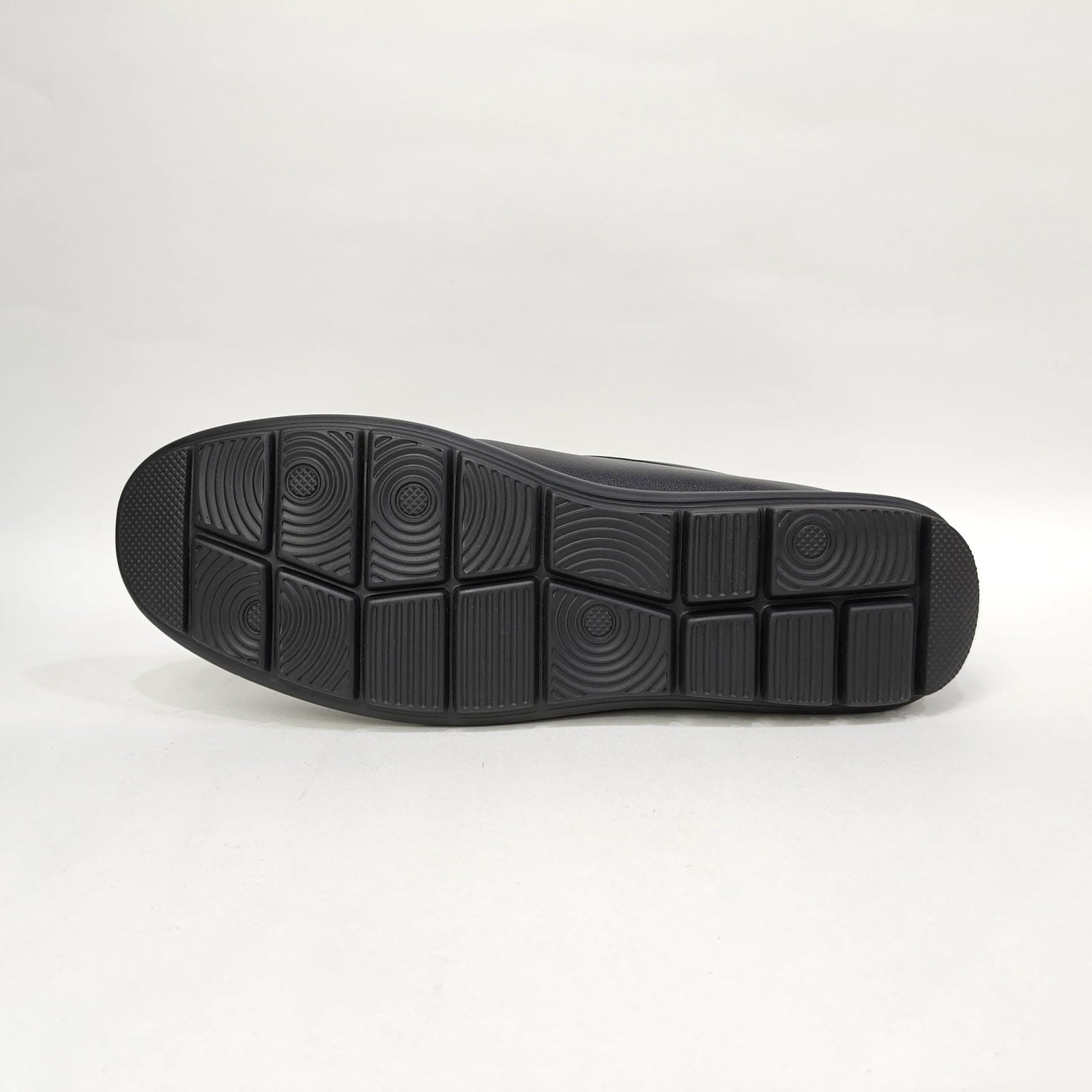 Men’s Lightweight Snake Shell Loafers – Black & Tan