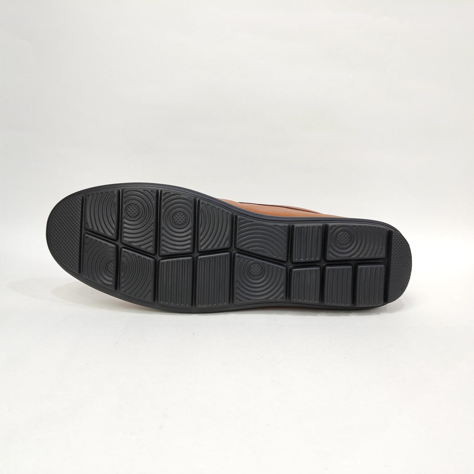 Men’s Lightweight Snake Shell Loafers – Black & Tan