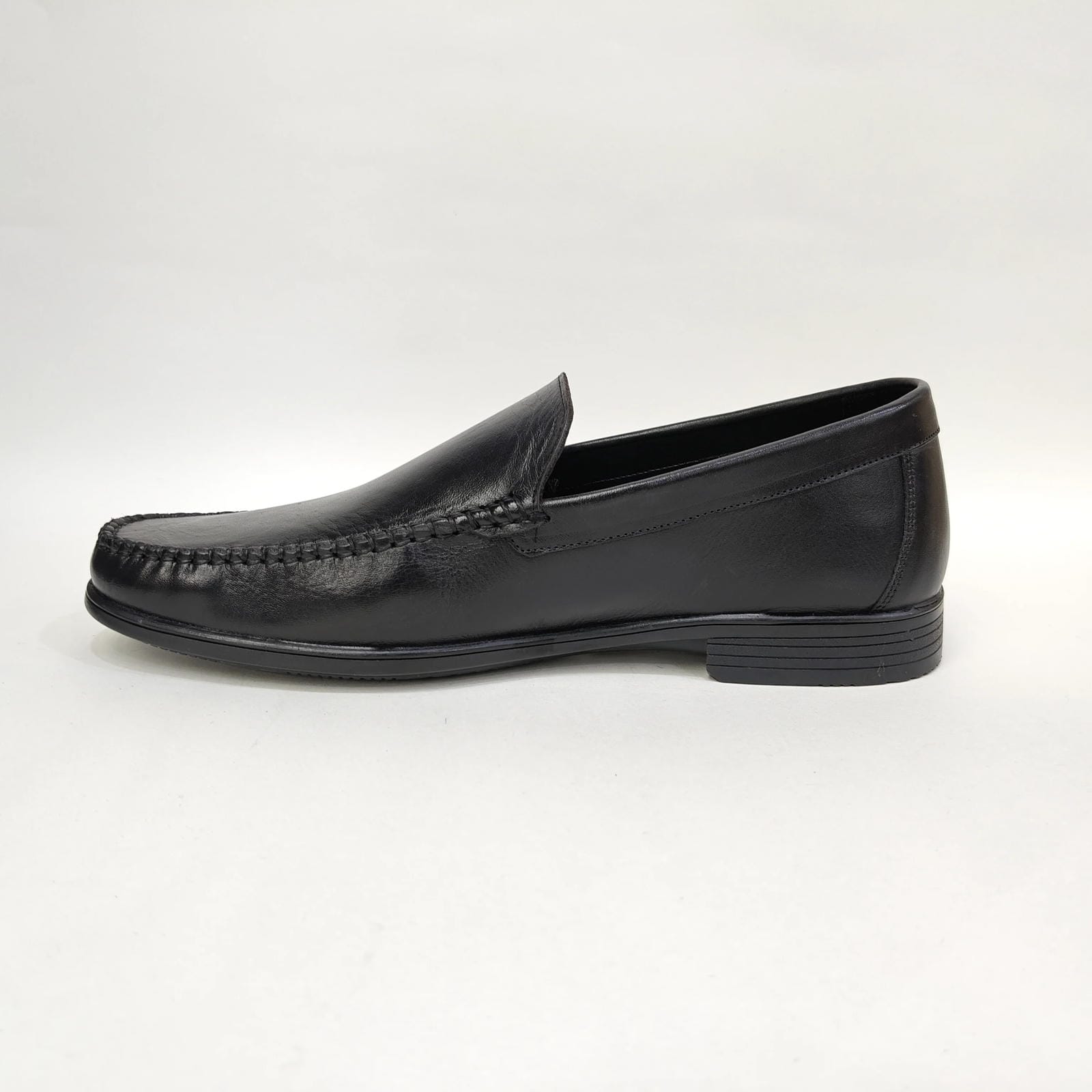 Men’s Plain Genuine Leather Loafer Heels – Black & Tan