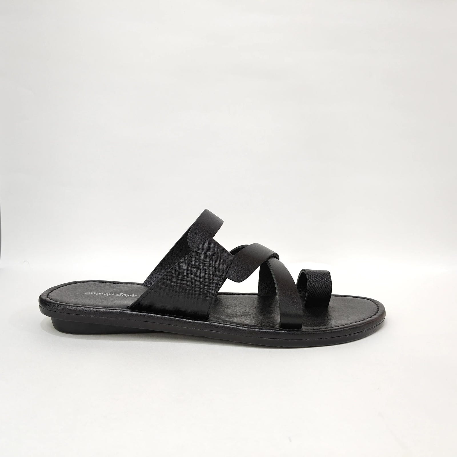 StepUpStyle Men’s Flat Leather Chappal – Black & Brown