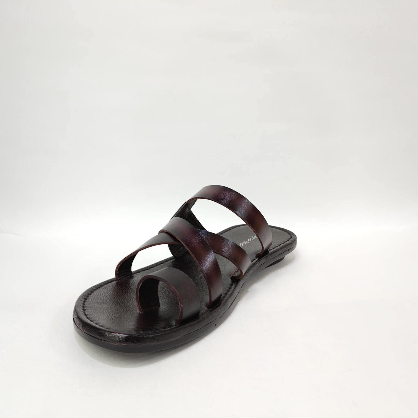 StepUpStyle Men’s Flat Leather Chappal – Black & Brown