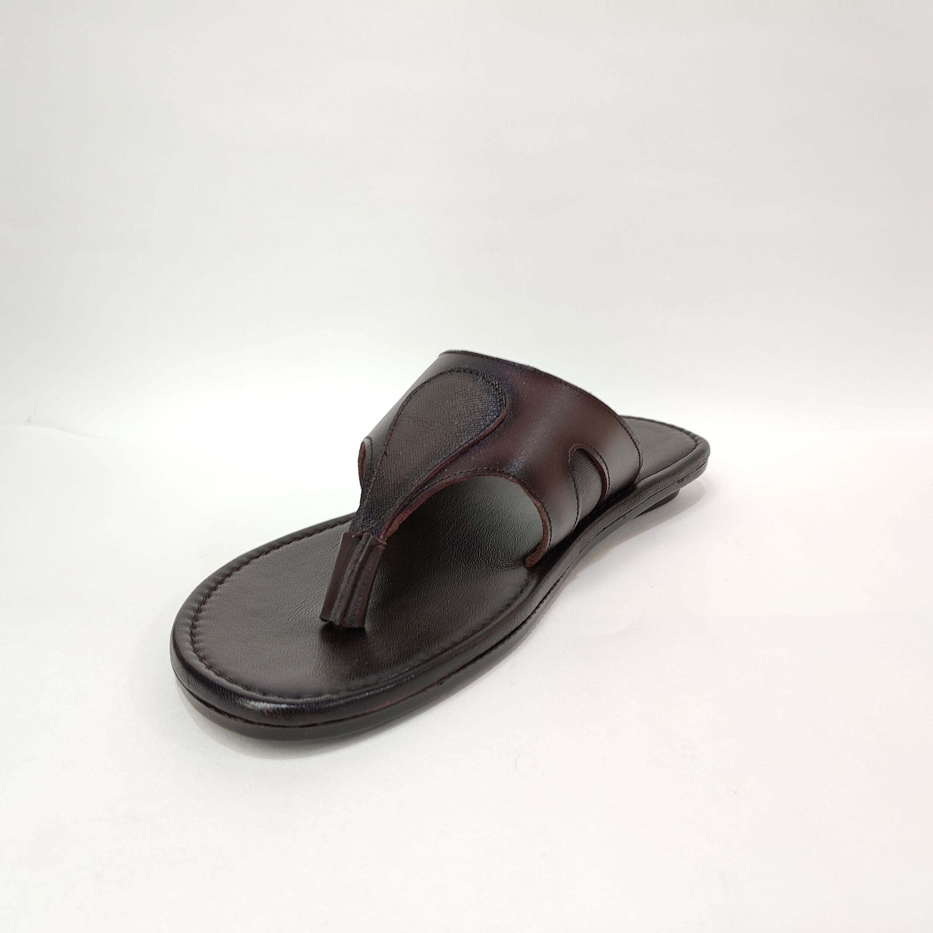 StepUpStyle Men’s Flat B Chappals – Black & Brown