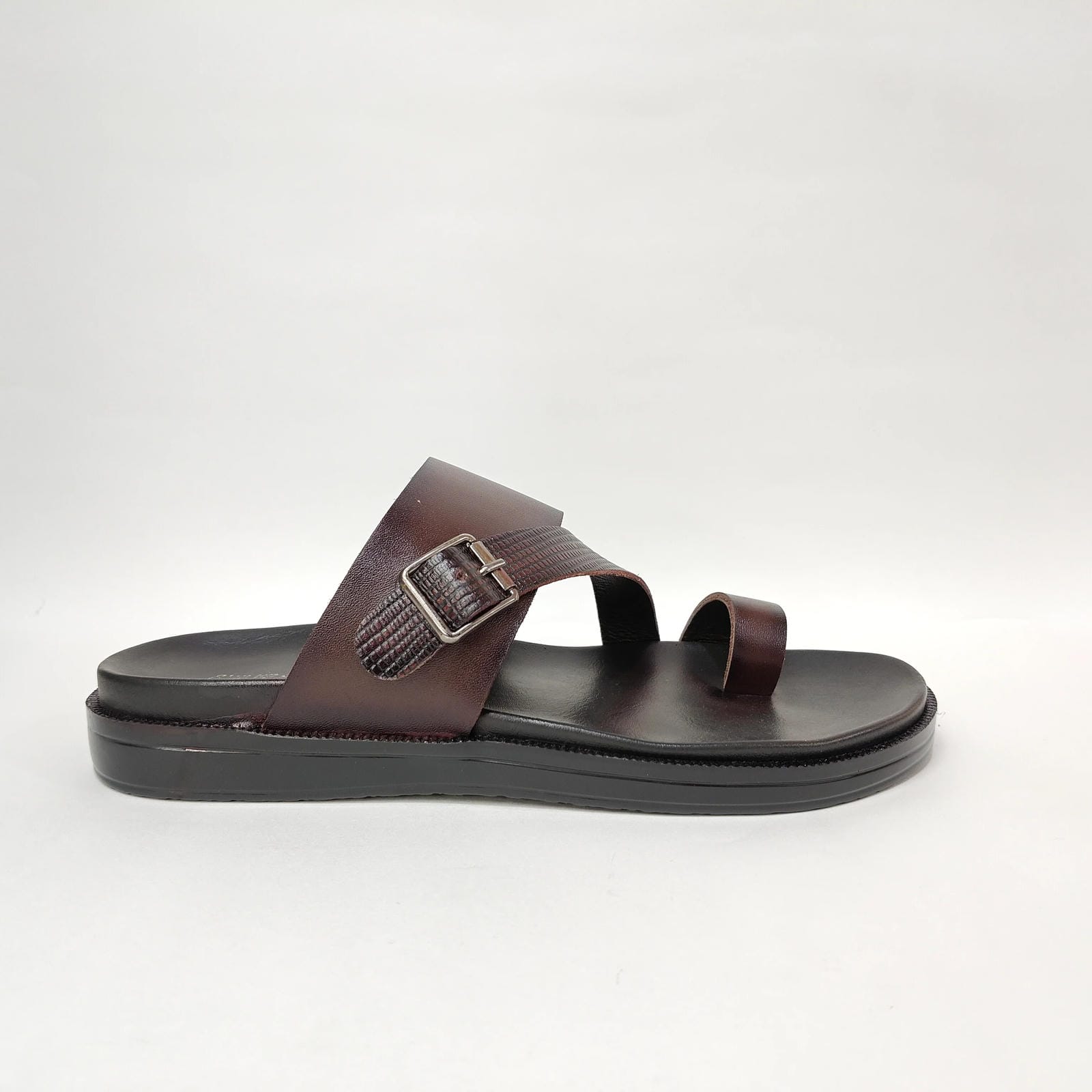 StepUpStyle Men’s Comfort Form Chappal – Black & Brown