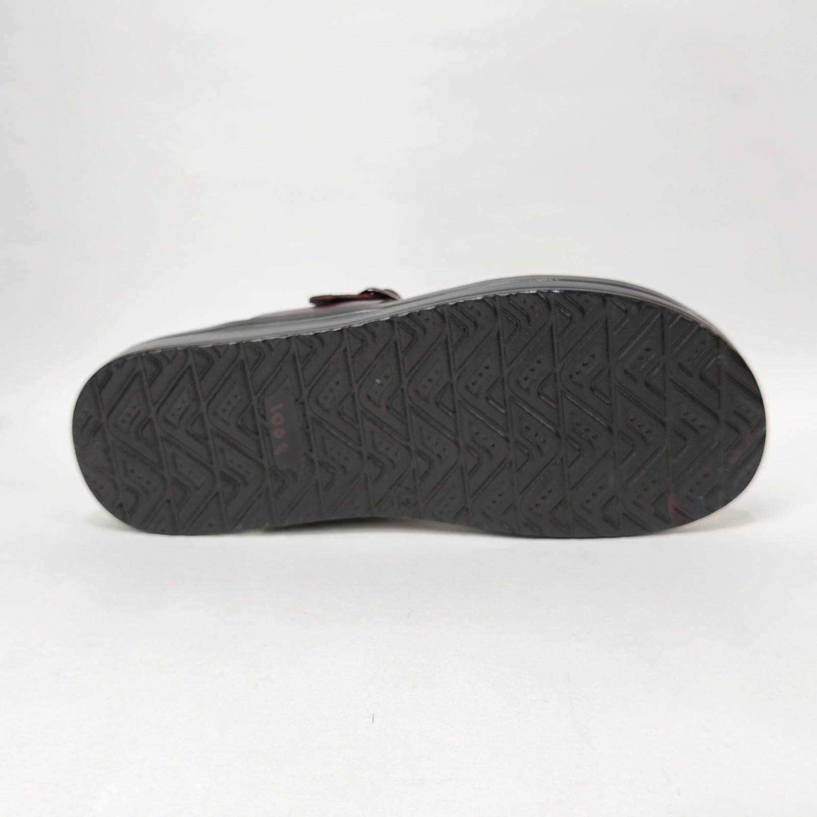 StepUpStyle Men’s Comfort Form Chappal – Black & Brown