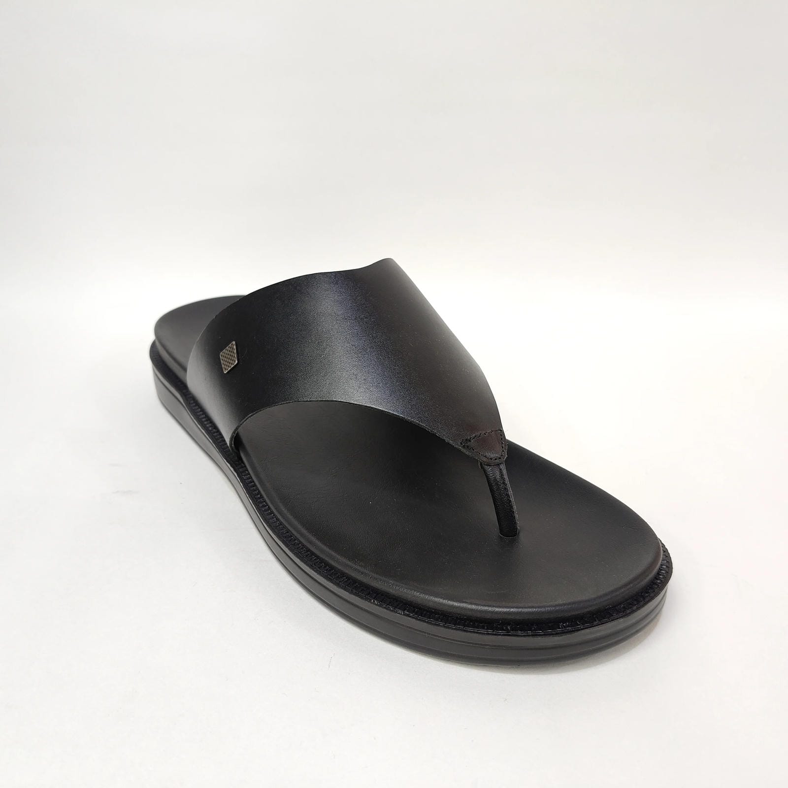 StepUpStyle Men’s Comfort Form P Chappal – Black & Tan