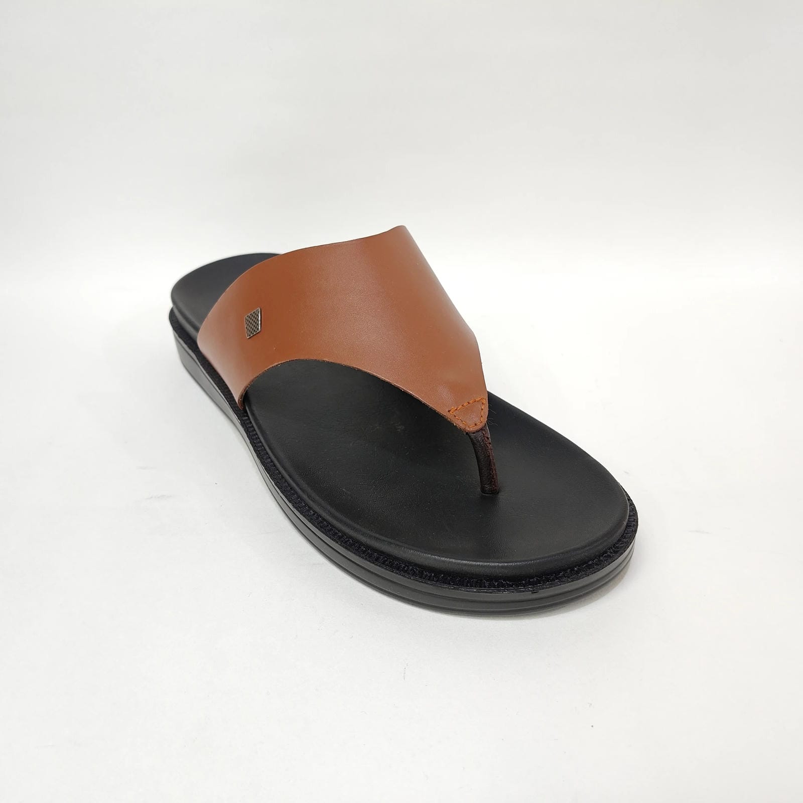 StepUpStyle Men’s Comfort Form P Chappal – Black & Tan