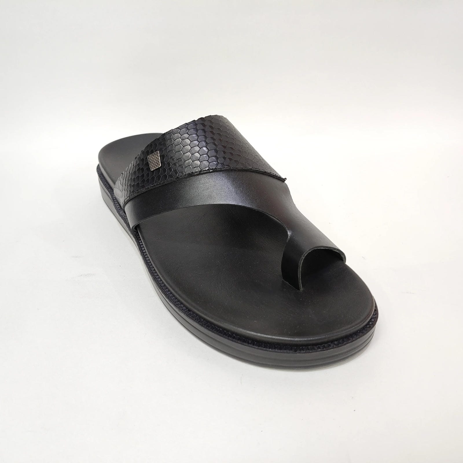 StepUpStyle Men’s Comfort Snake Shield Chappal – Black & Brown