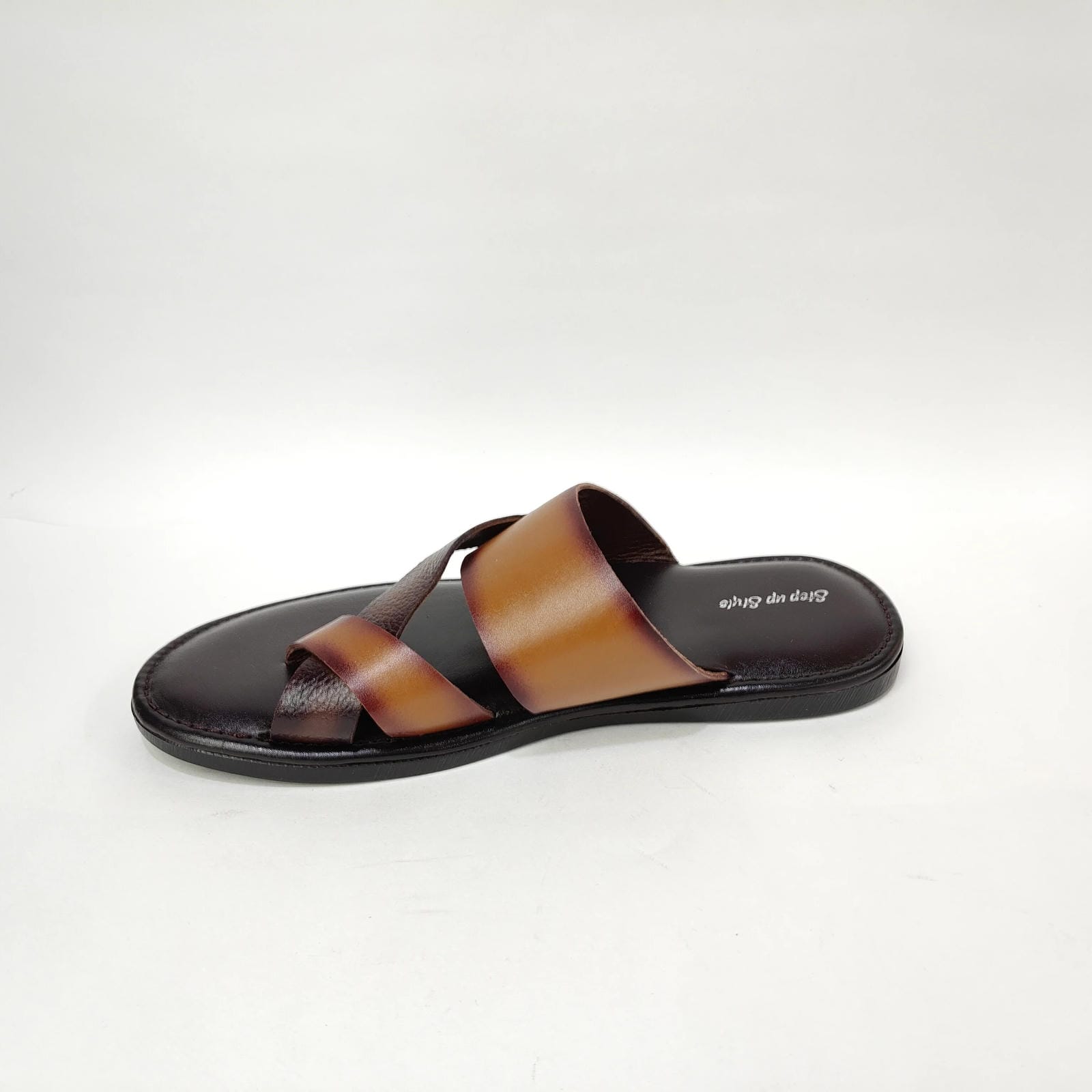 StepUpStyle Men’s Flat Leather Chappal – Tan