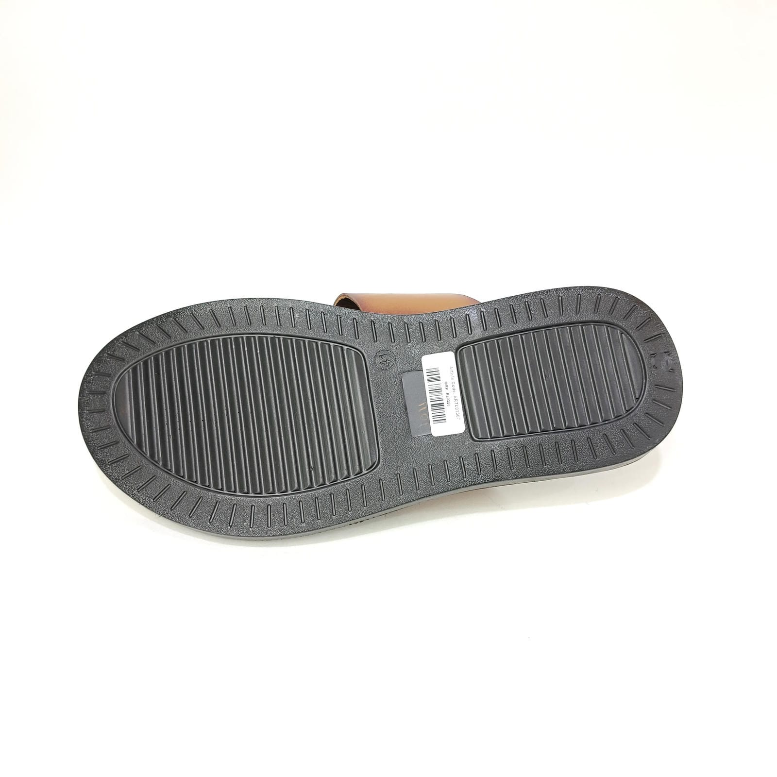 StepUpStyle Men’s Flat Leather Chappal – Tan