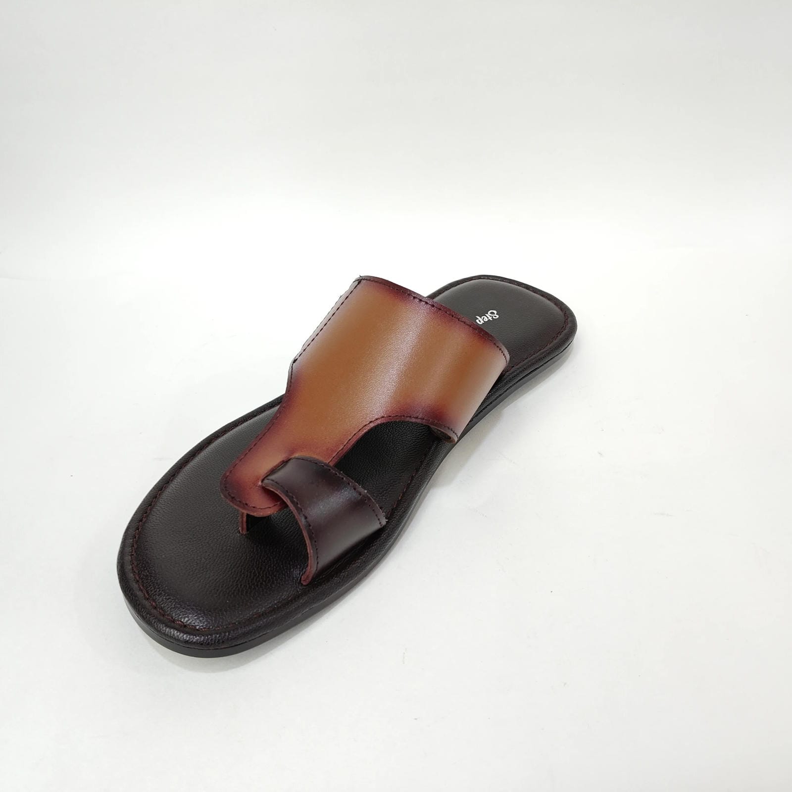 StepUpStyle Men’s Flat Hook Leather Chappal – Maroon & Tan
