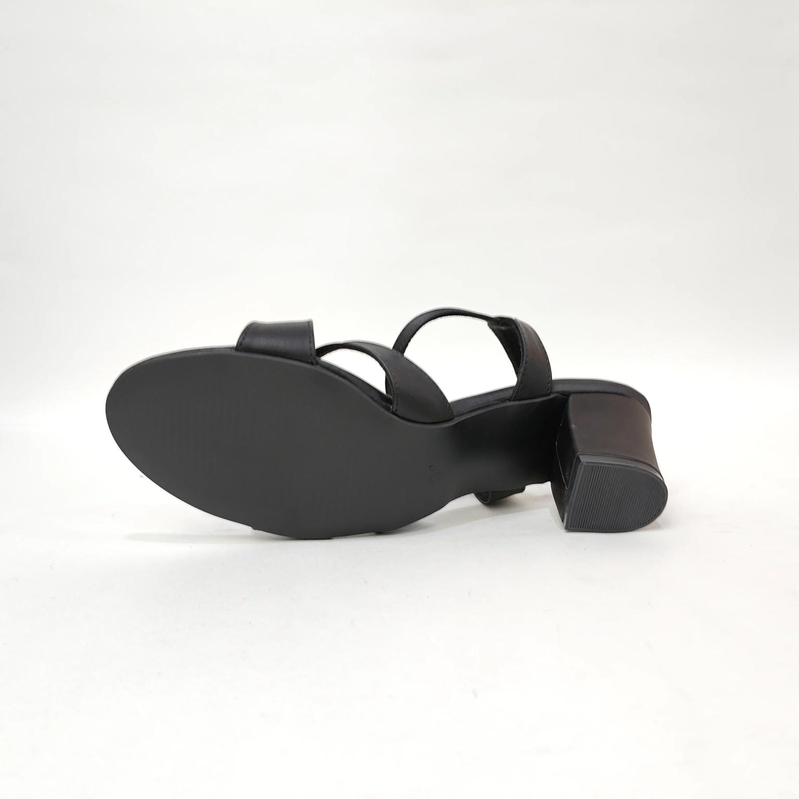 Block Heel with Cross Belt – Metallic Silver, Black & Cream