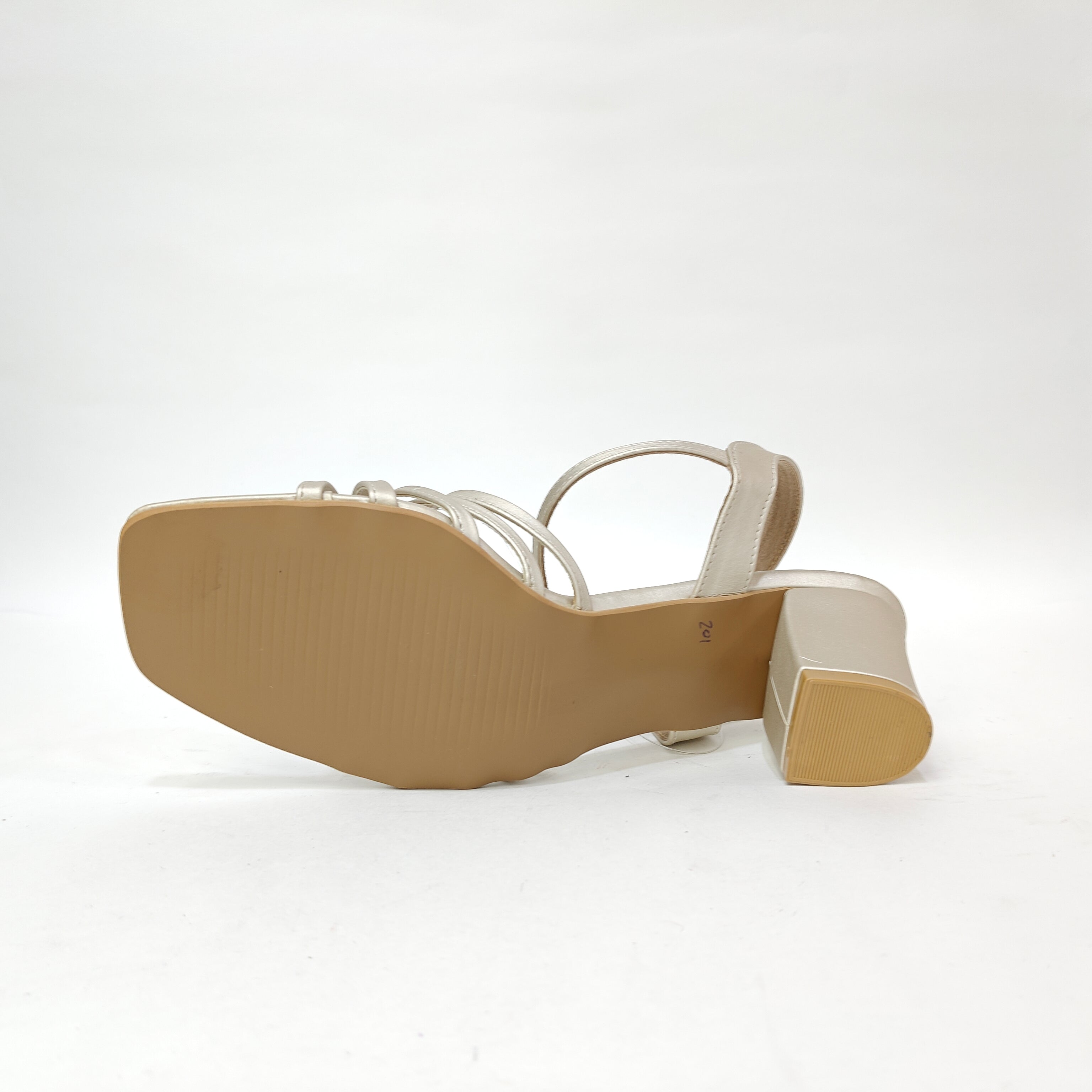 4 Cross Belt Block Heel – Peach, Black & Cream