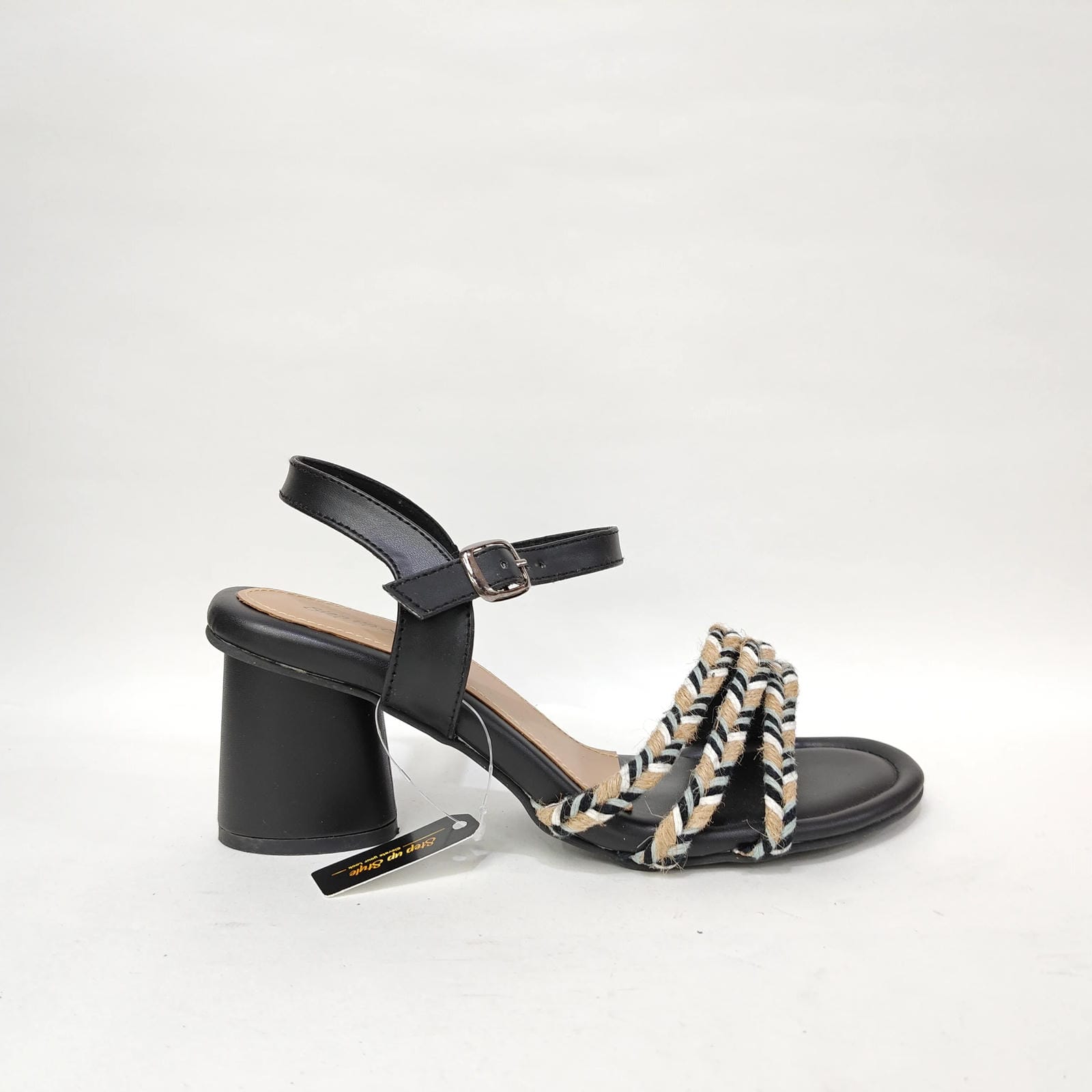 Block Heel with Village Look – Black & White