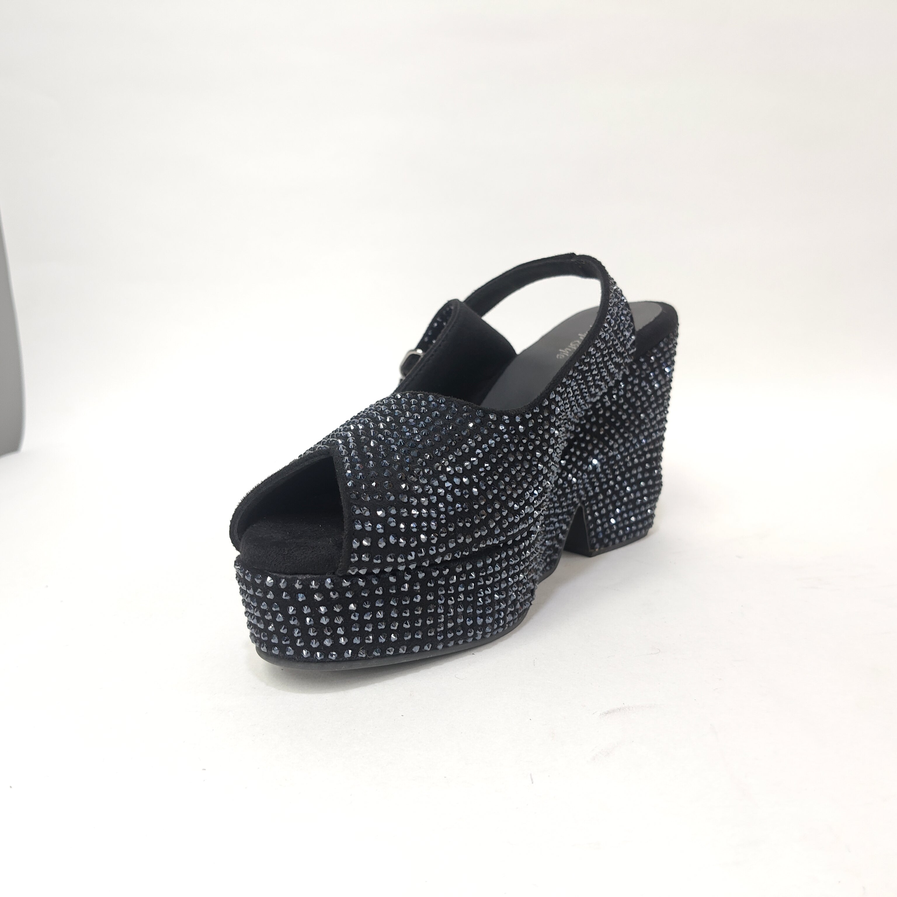 StepUpStyle Women’s Chunky Heel with Diamond Cover – Black & Gold