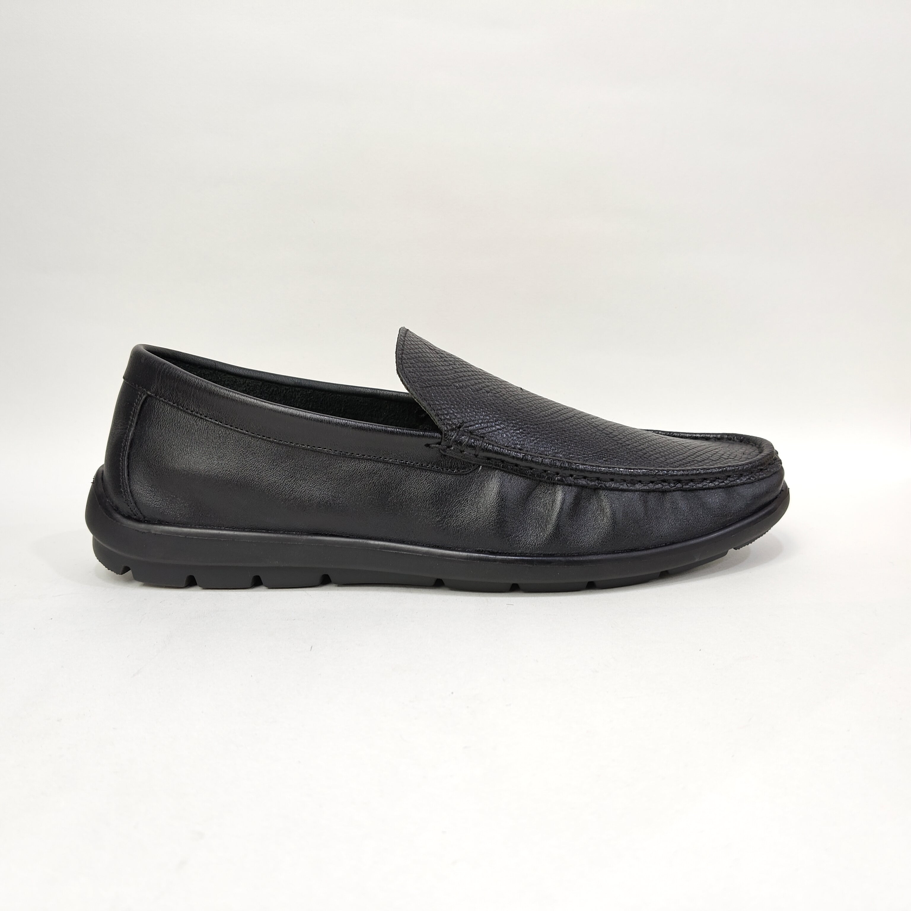 Men’s Lightweight Snake Shell Loafers – Black & Tan