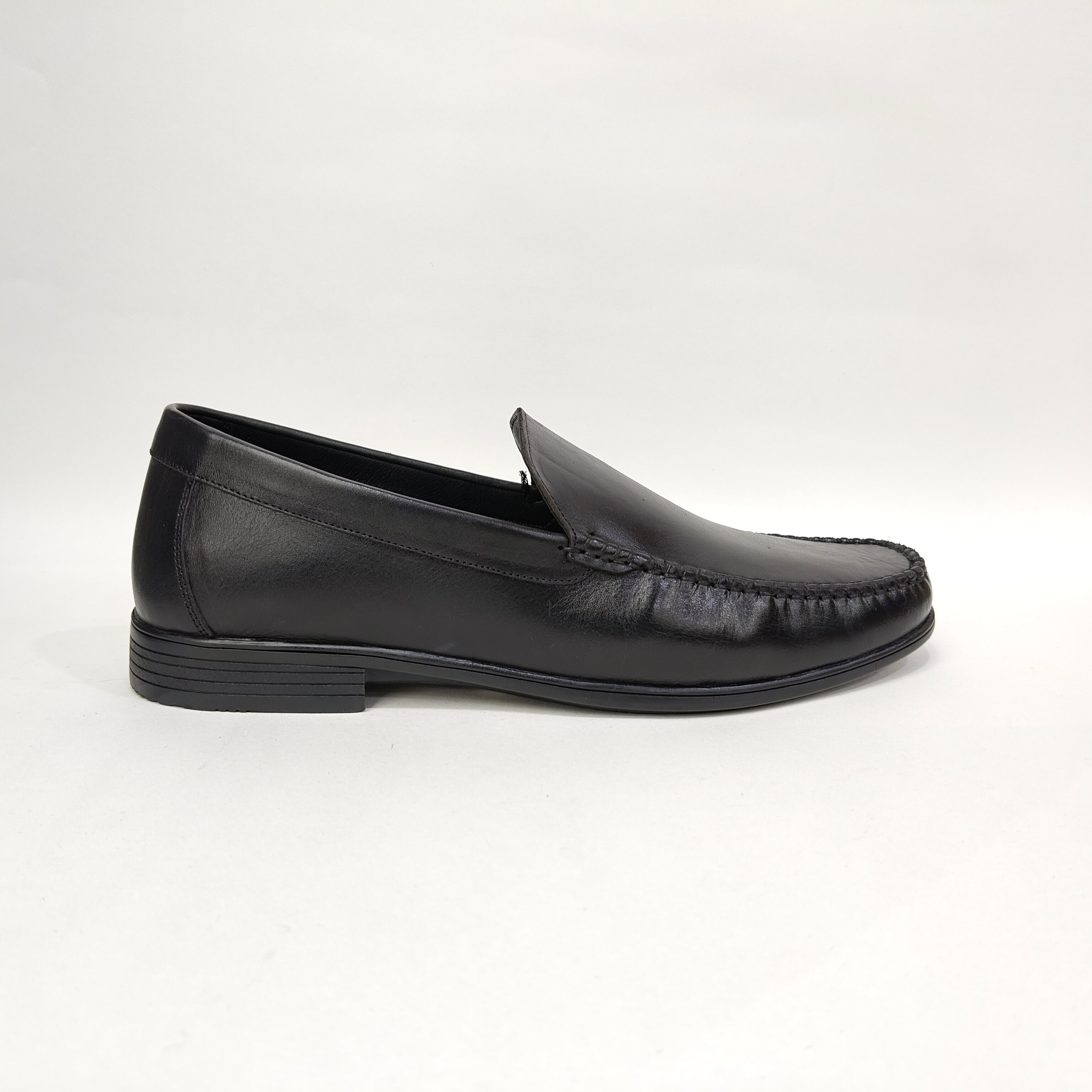 Men’s Plain Genuine Leather Loafer Heels – Black & Tan