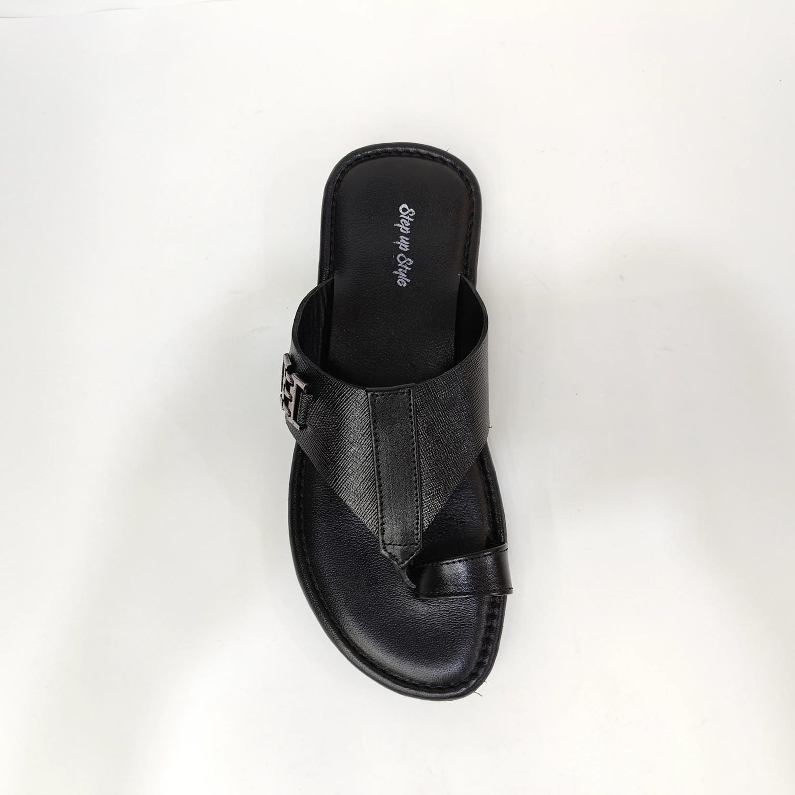 StepUpStyle Men’s Flat Chain P Chappal – Black & Tan