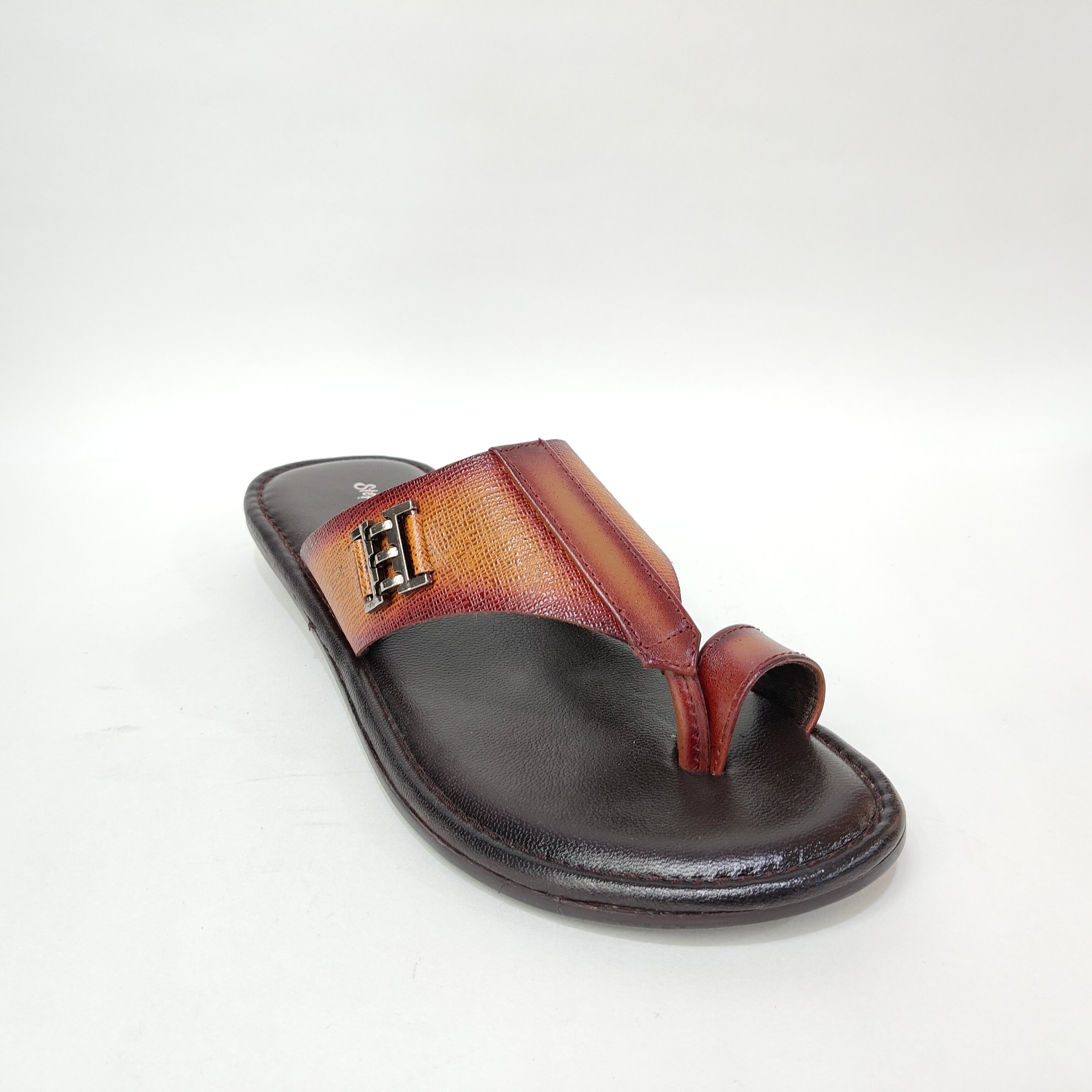 StepUpStyle Men’s Flat Chain P Chappal – Black & Tan