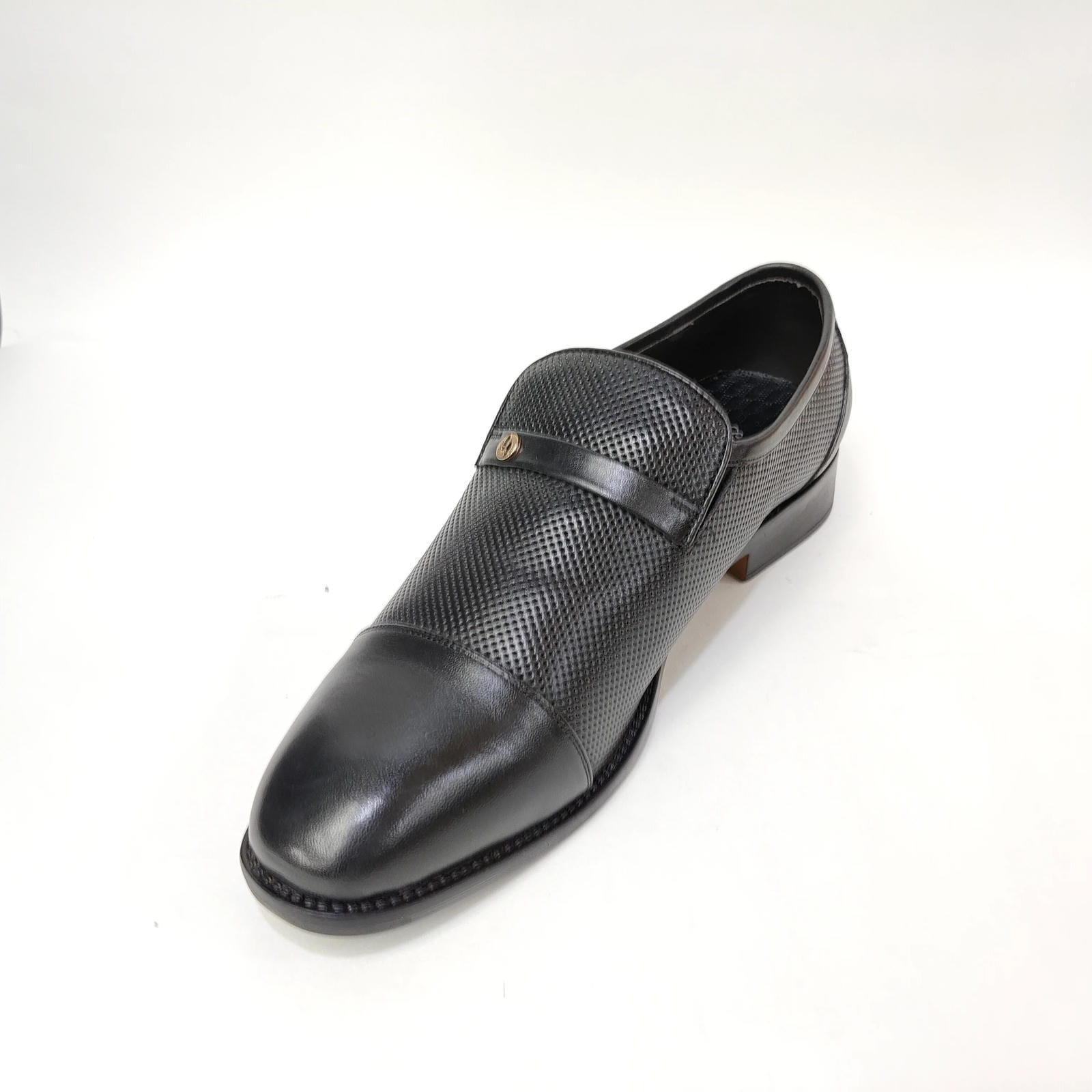 StepUpStyle Men’s Dots Formal Shoe – Black & Tan