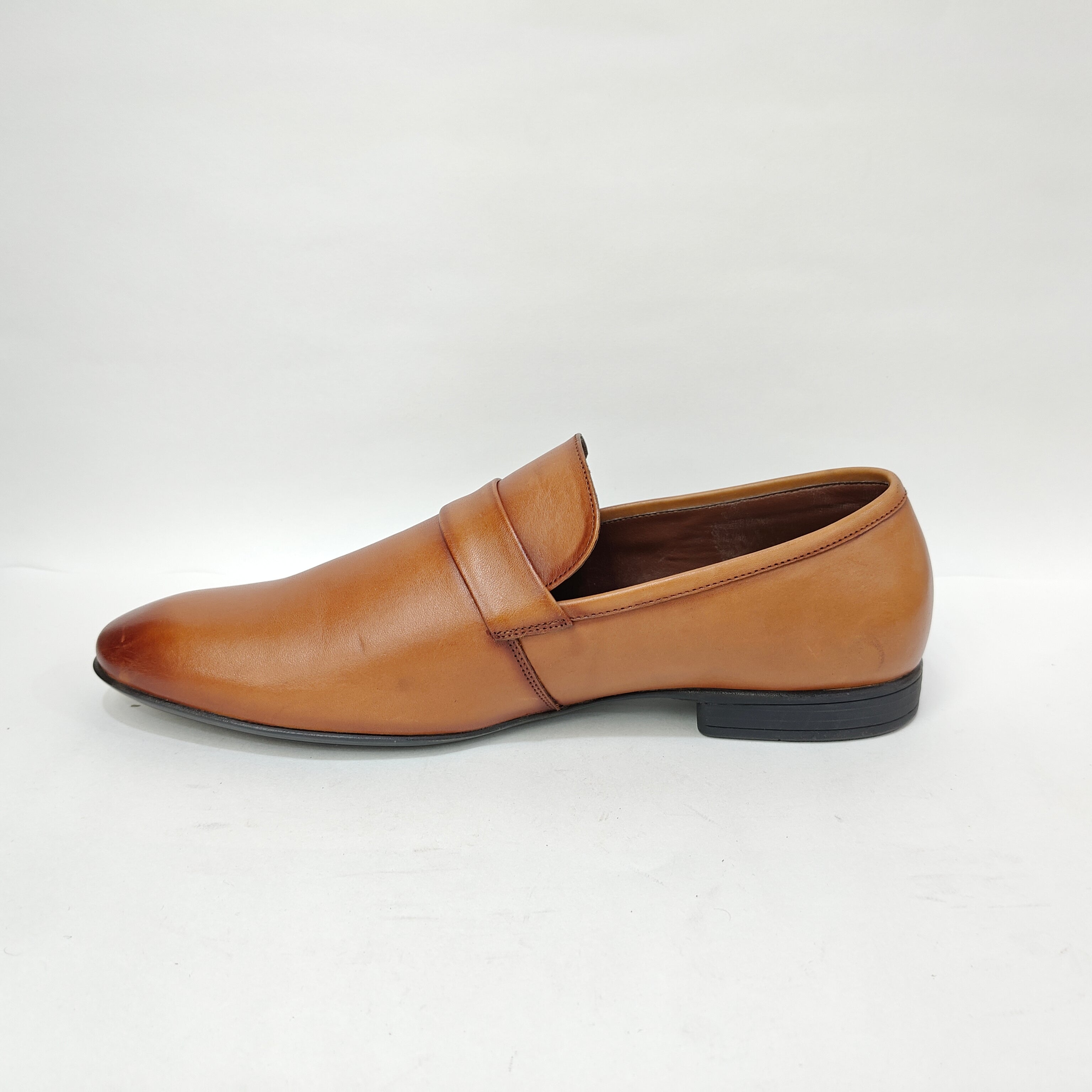 StepUpStyle Men’s Simple Button Loafer – Tan
