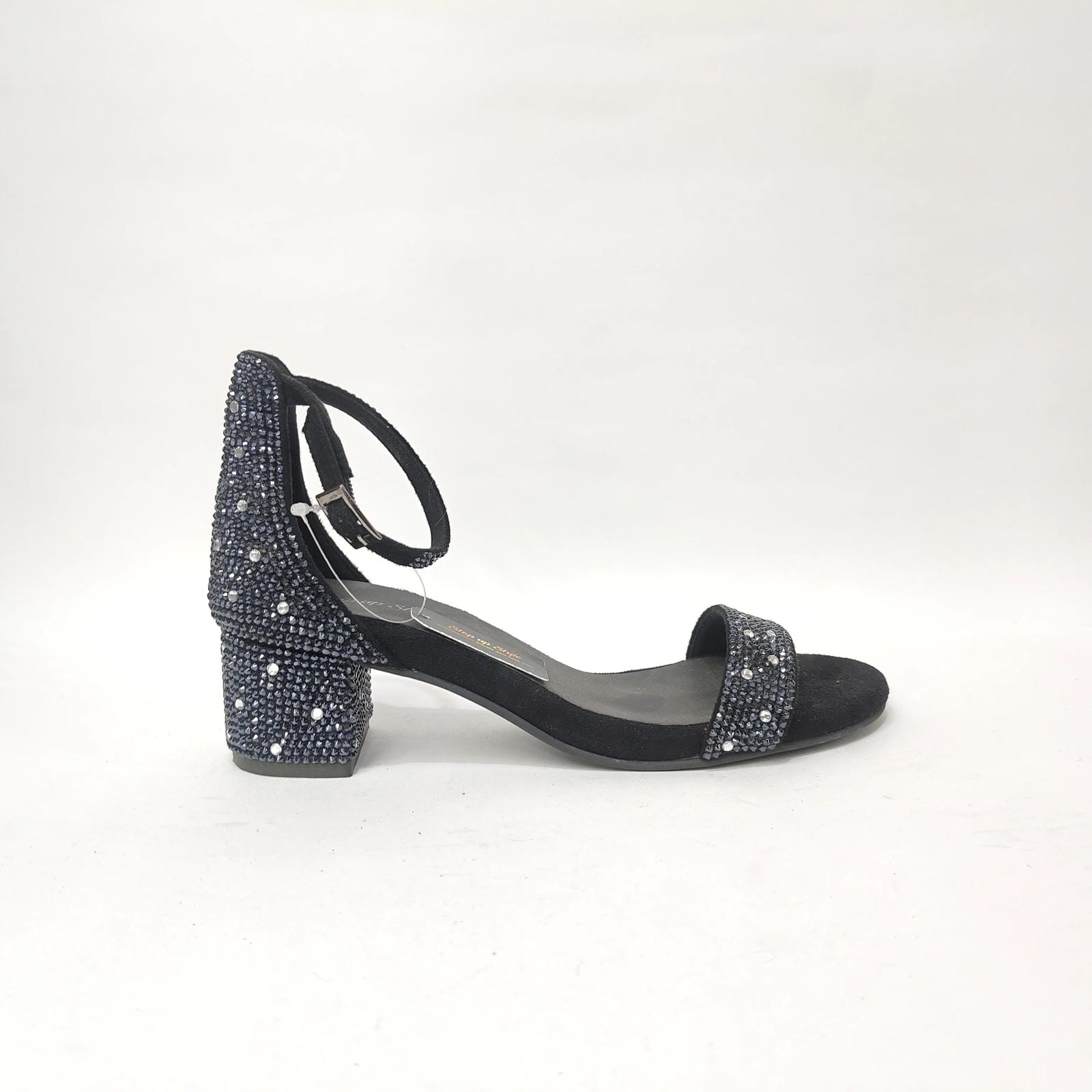 StepUpStyle Women’s Block Heel with Diamond Design – Gold & Black